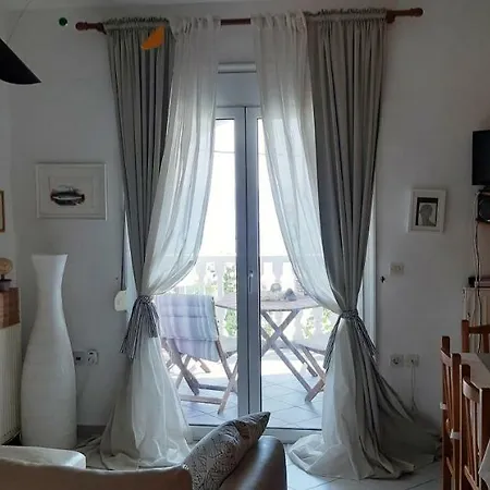 Beachfront - Unique Location *